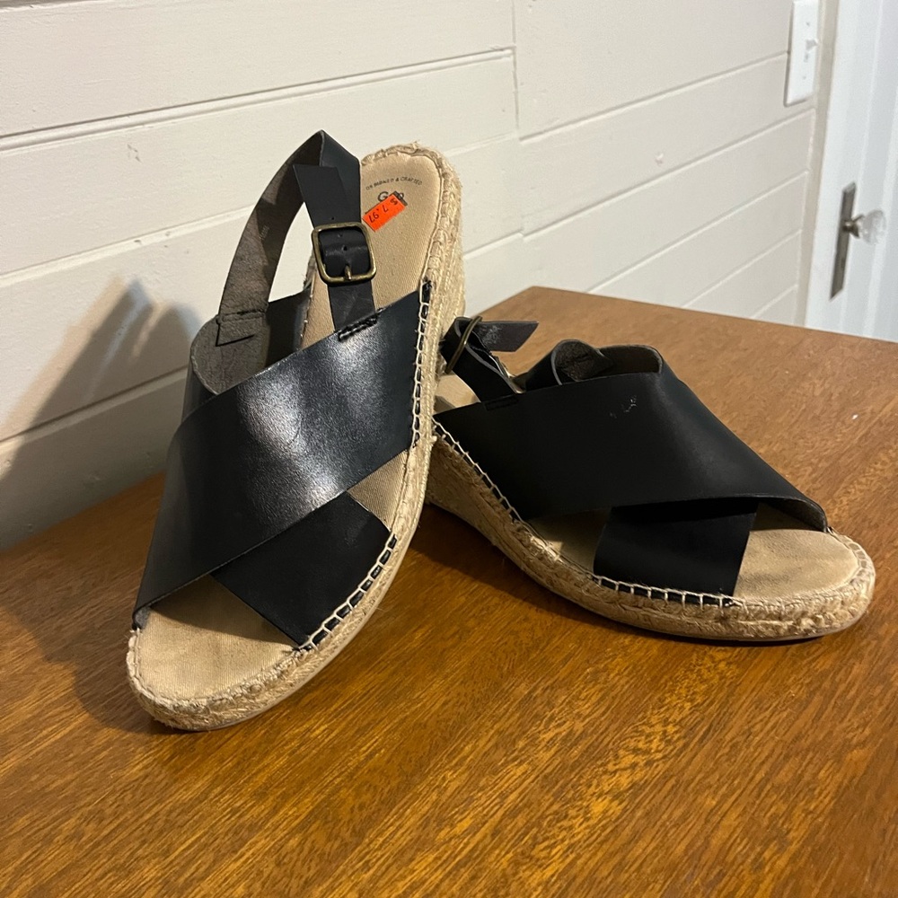Gap espadrille black heels